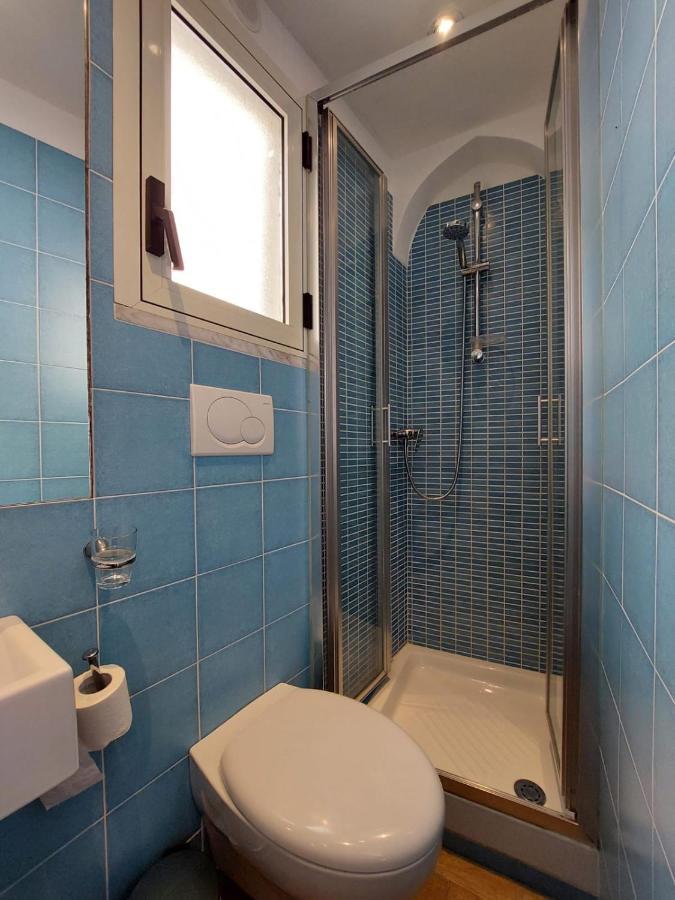 La Stanza Sul Porto Di Amalfi Camera Piccina Piccina Con Bagno Privato E Terrazzino Vista Mare Dış mekan fotoğraf