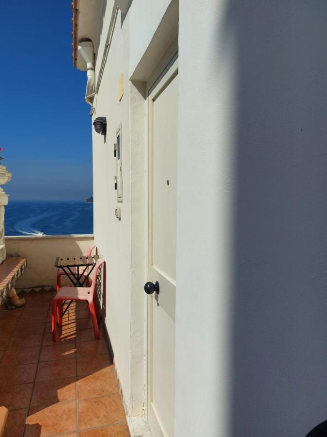 La Stanza Sul Porto Di Amalfi Camera Piccina Piccina Con Bagno Privato E Terrazzino Vista Mare Dış mekan fotoğraf