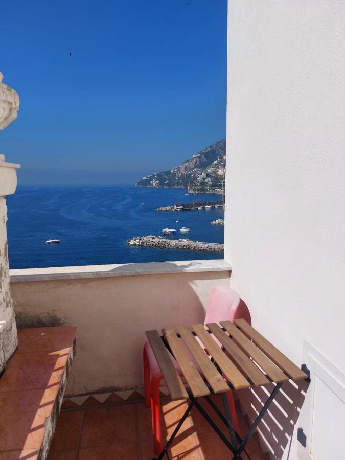La Stanza Sul Porto Di Amalfi Camera Piccina Piccina Con Bagno Privato E Terrazzino Vista Mare Dış mekan fotoğraf